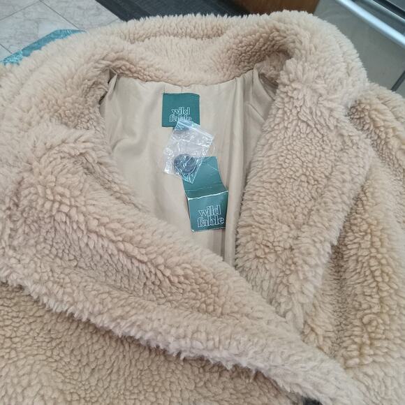 Wild Fable Tan Teddy Coat Size L New NWT buttons Pockets Cozy Warm Mob Sherpa - Picture 9 of 16